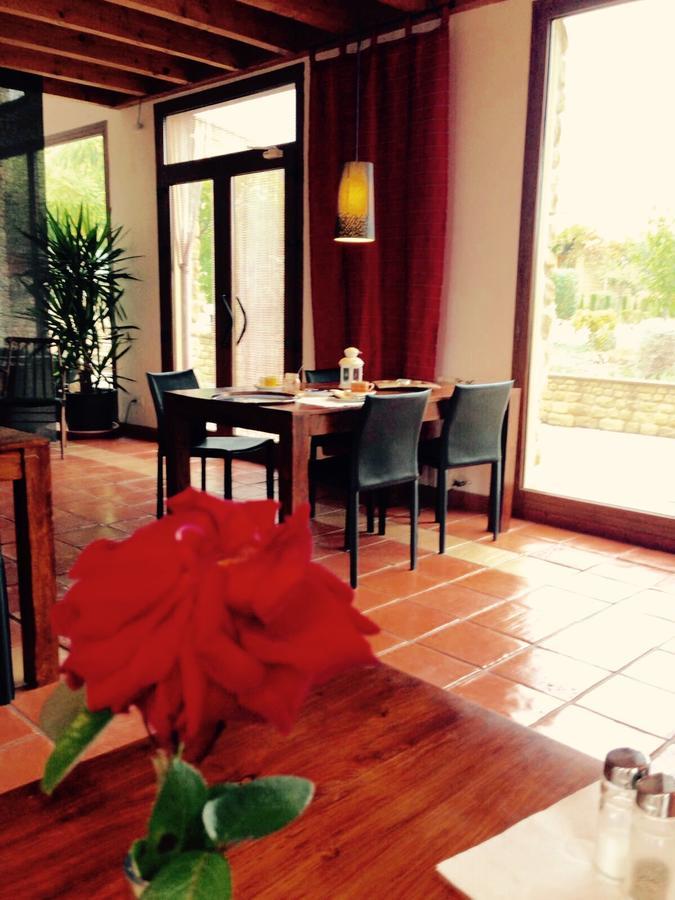 Alen D'Aragon Guest House Santa Eulalia de Gallego Luaran gambar