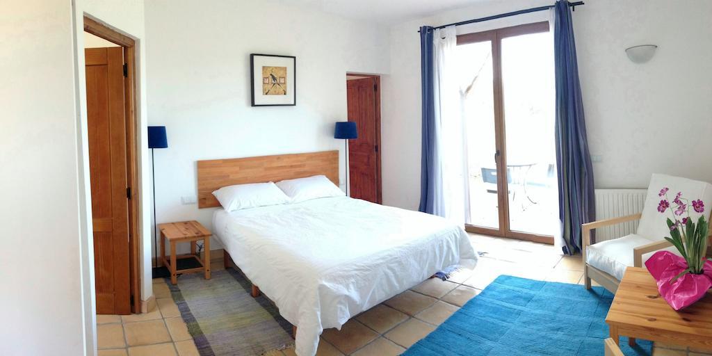 Alen D'Aragon Guest House Santa Eulalia de Gallego Bilik gambar